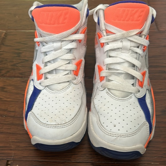 NIKE Big Kids, Air Trainer, high top - Picture 2 of 3